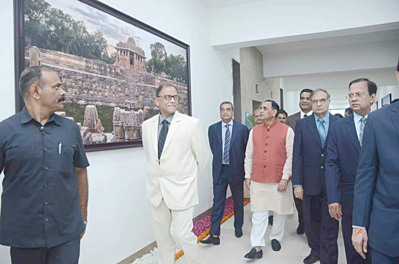 Ahmedabad news : गुजरात हाईकोर्ट परिसर में कायदा भवन का लोकार्पण