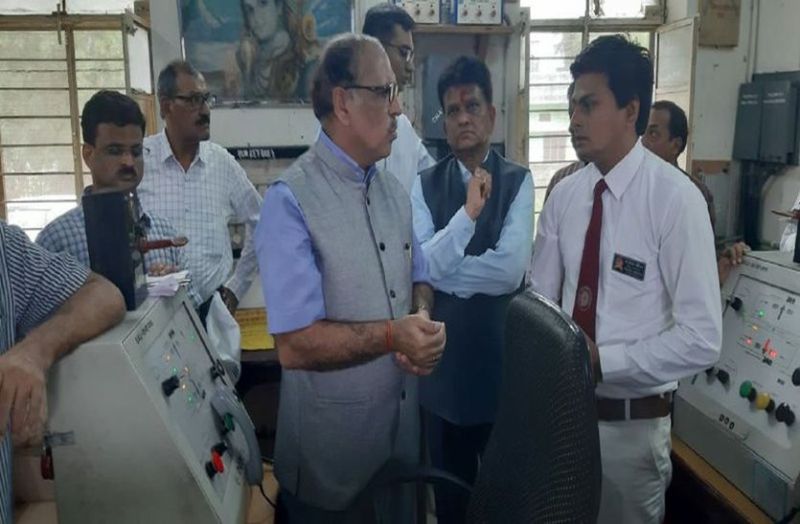 Trains run from Mandsaur to Ratlam, 110 km per hour in 57 minutes