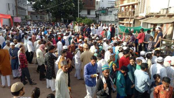 Photo Gallery : नबी के वंशज ने पढ़ाई आशूरा की दुआं, देश में अमन चैन के साथ हो खुशहाली