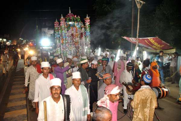 Photo Gallery : नबी के वंशज ने पढ़ाई आशूरा की दुआं, देश में अमन चैन के साथ हो खुशहाली
