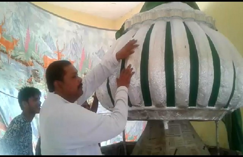 Hindu MLA family participate in moharram, tazia julus start at home