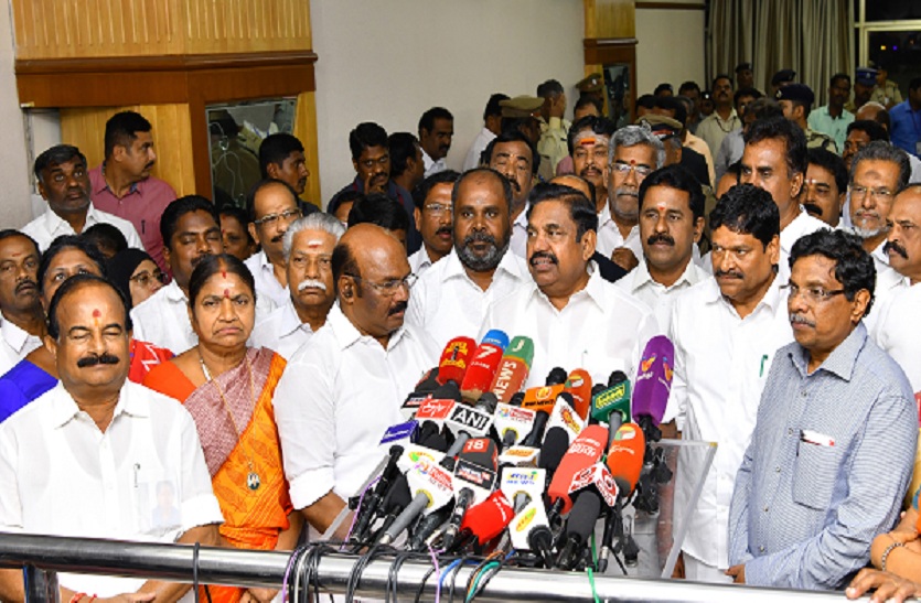 विदेश दौरा पूरा कर  Chennai लौटे मुख्यमंत्री