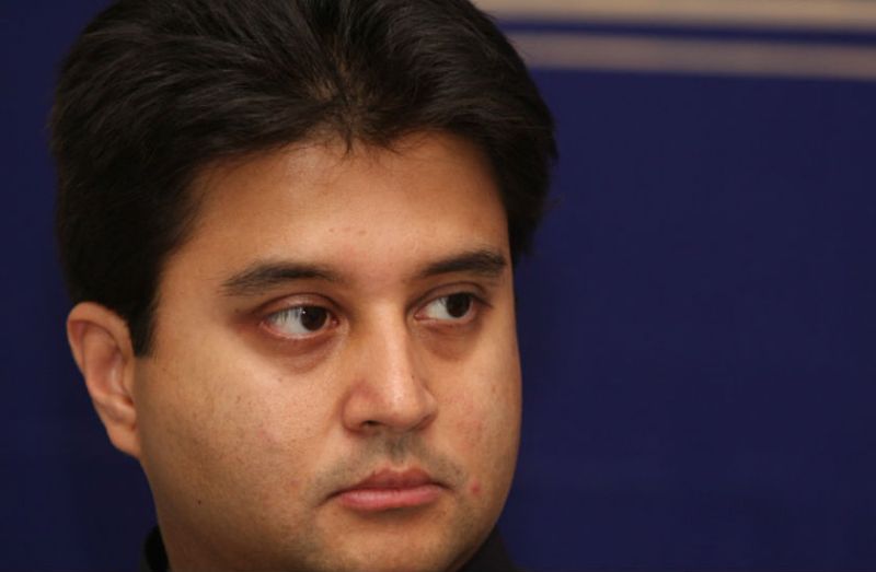 इस फार्मूले से ही ज्योतिरादित्य सिंधिया को मिल सकती है कमान, इन 3 समीकरण से चुना जाएगा कांग्रेस अध्यक्ष !