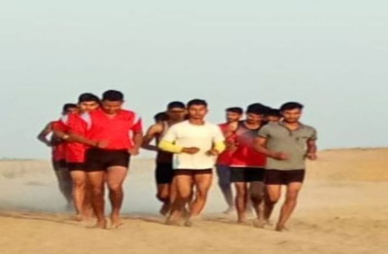 in roopangarh youth is intrested in preparation for army