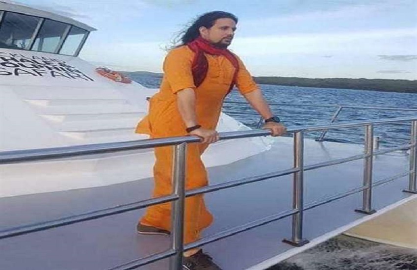 Yog Guru Anand Giri got cleanchit sydney court, passport also released