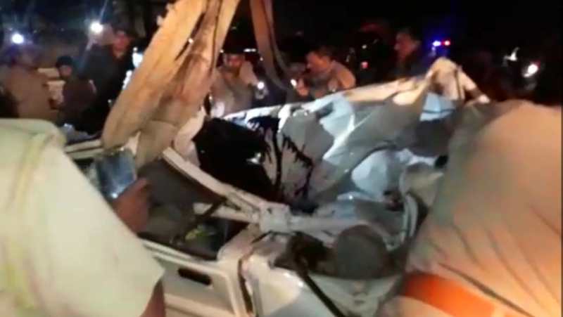 Four people died in a road accident in NH 28 Ayodhya