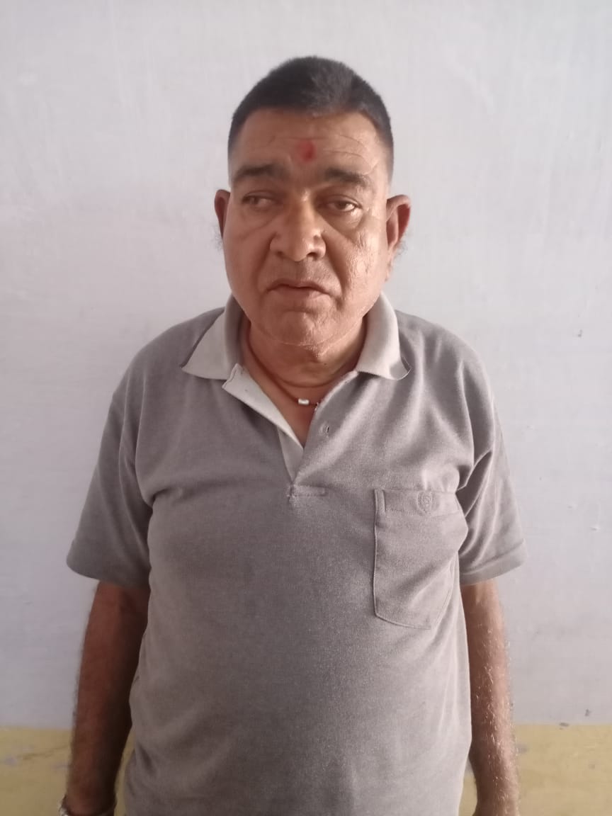 फलोदी पुलिस द्वारा गिरफ्तार स्मैक सप्लायर