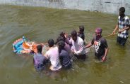 Ganesh visarjan : ढोल-ढ़माकों के साथ गणेश प्रतिमाओं का विसर्जन