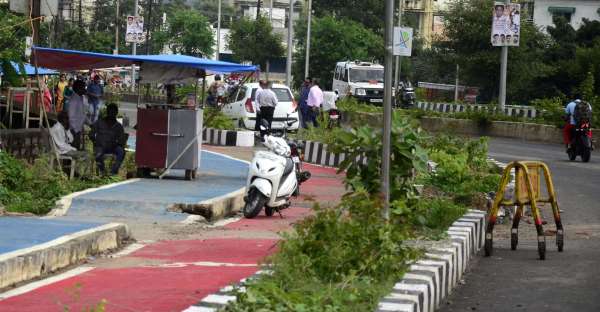 smart road Encroachment