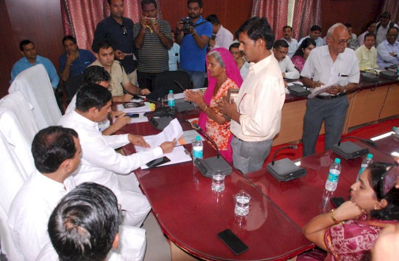 खाद्य आपूर्ति मंत्री कहा, धरातल पर काम दिखने भी चाहिए