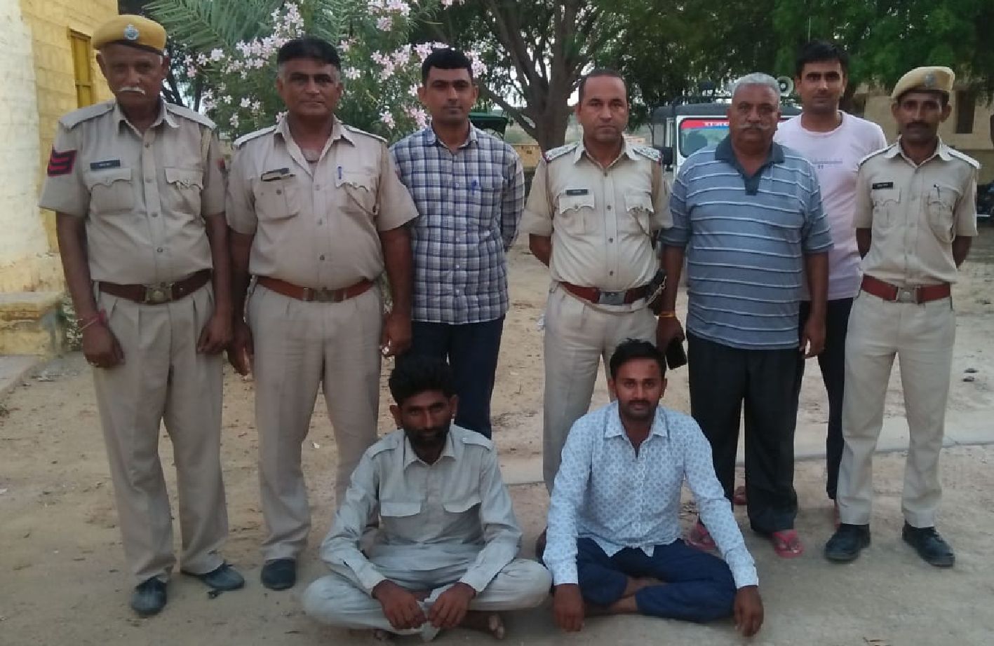 13.7 KG doda poppy and 200 gram opium recovered,two accused