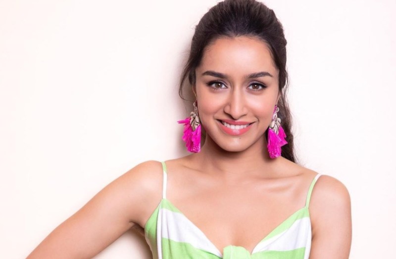 'साहो' और 'छिछोरे' की सफलता से सातवें आसमान पर पहुंची श्रद्धा कपूर, इस तरह बयां की खुशी