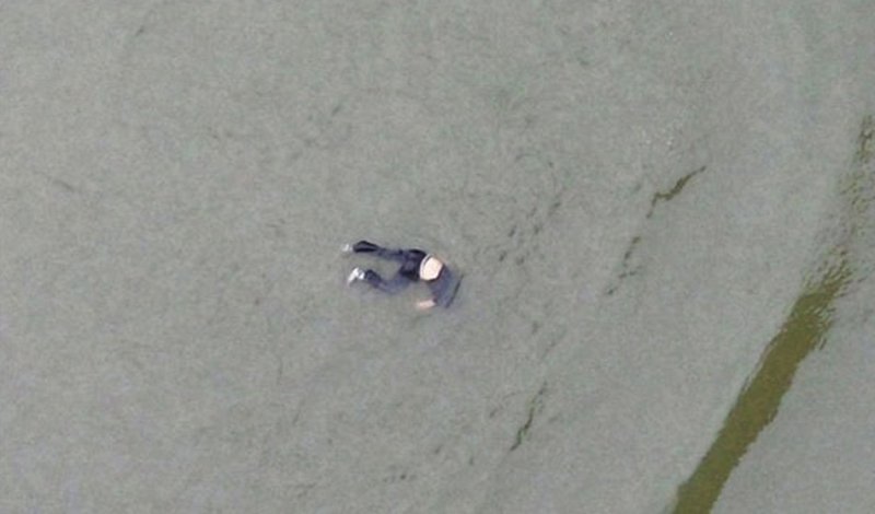 अपने भाई-बहन के साथ जा रही थी घर, अचानक कूद गयी इंद्रावती में फिर जो हुआ वो लाजवाब है...