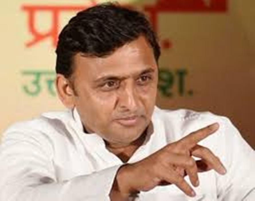 akhilesh-yadav-asked-for-new-moter-act-in-sitapur