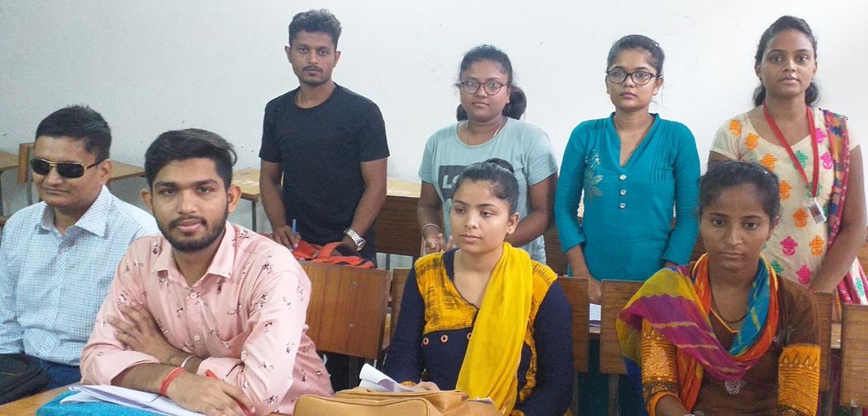 वीडियो: हिंदी भाषा के बारे में क्या बोले जेएनवीयू के विद्यार्थी