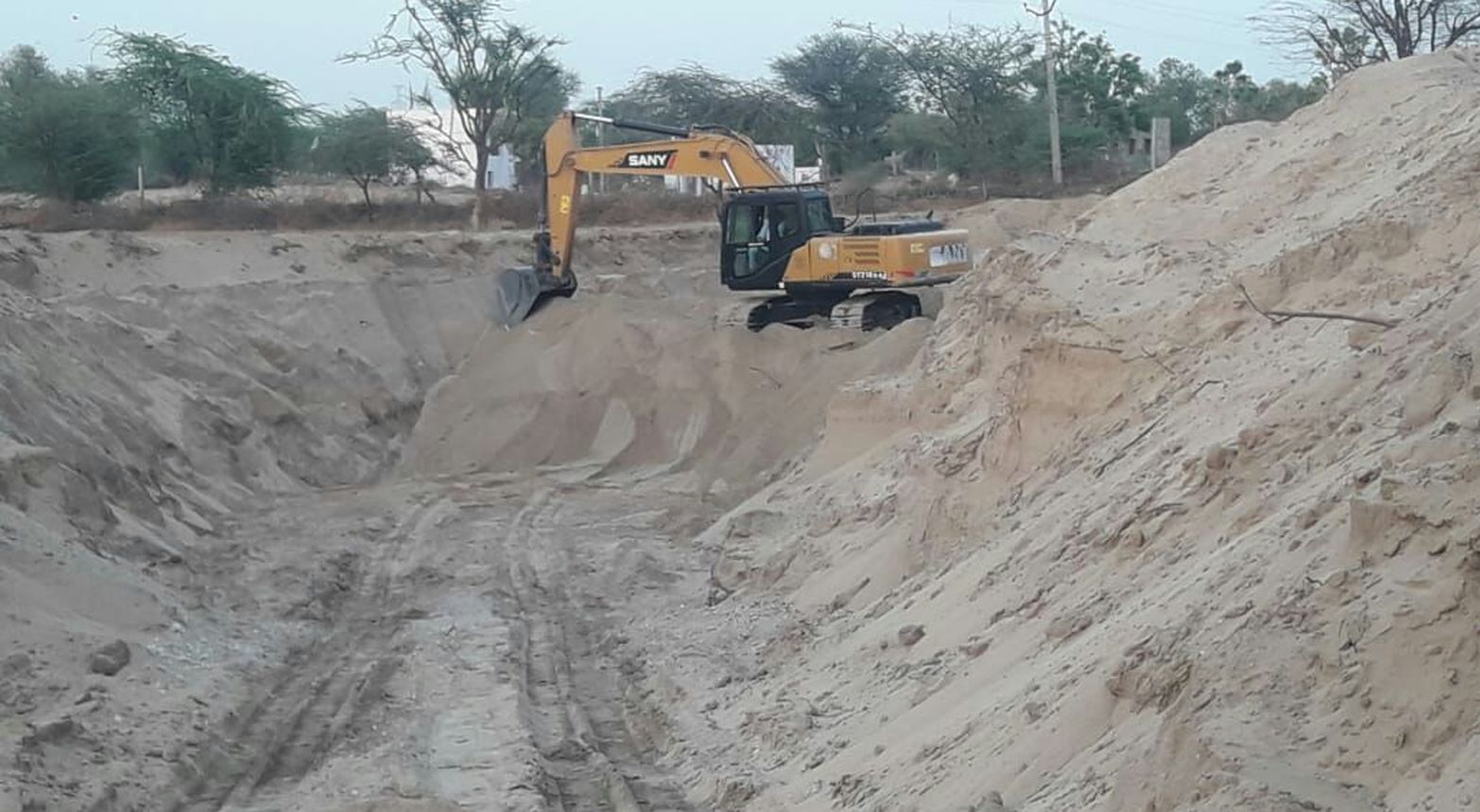 Mining Department Official not serious about illegal mining in nagaur 