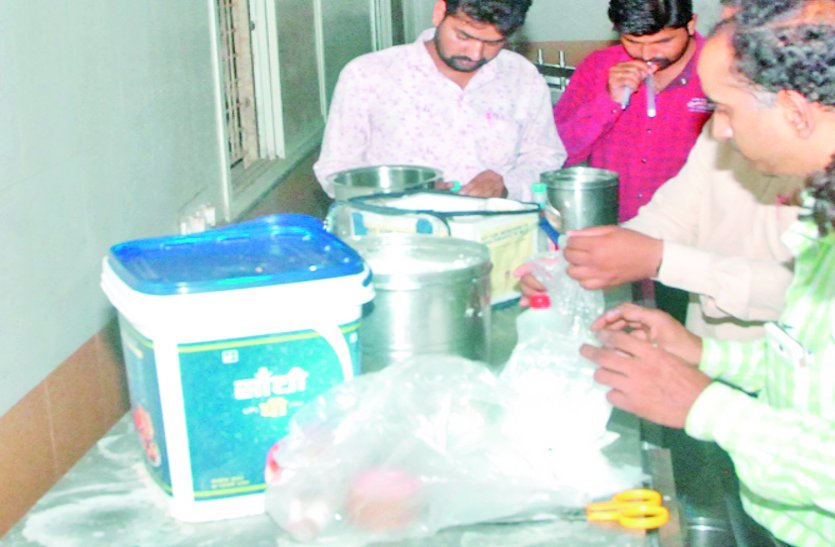 MP के इस जिले का हर चौथा सैम्पल निकला फेल, दूध-पनीर में मिलावट कर बेच रहे सामान