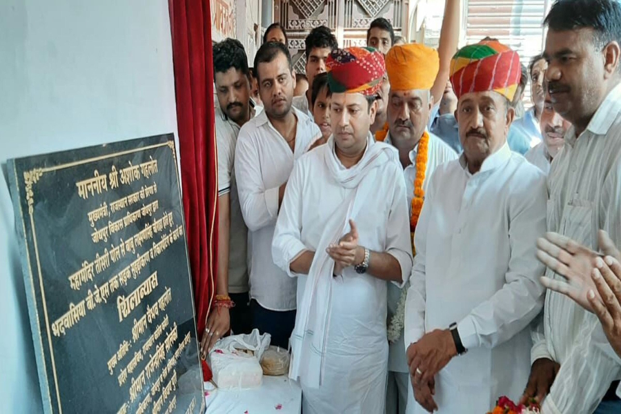 bjp protest over vaibhav gehlot road inauguration in jodhpur