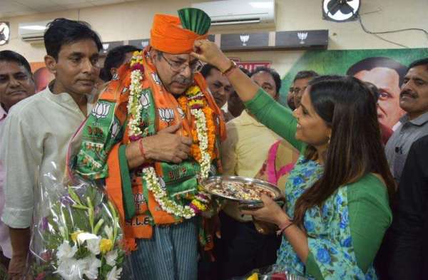पूनिया का प्रदेशाध्यक्ष बनने के बाद भाजपा मुख्यालय में हुआ जबरदस्त स्वागत, देखें तस्वीरें...