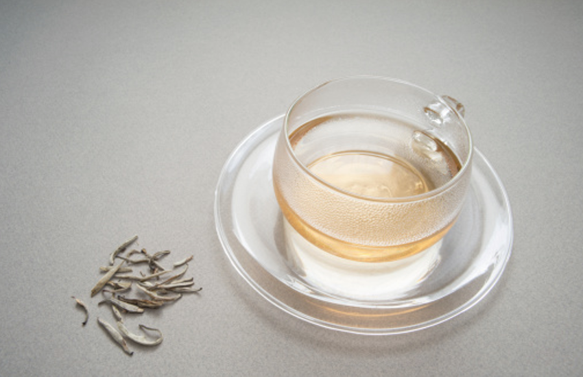 white tea benefits in hindi