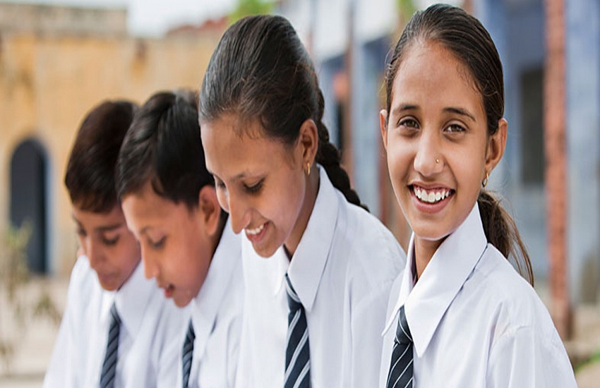 अरे ये क्या: फिर चेंज होंगे पाठ्यक्रम, आखिर क्यों हुआ ऐसा?