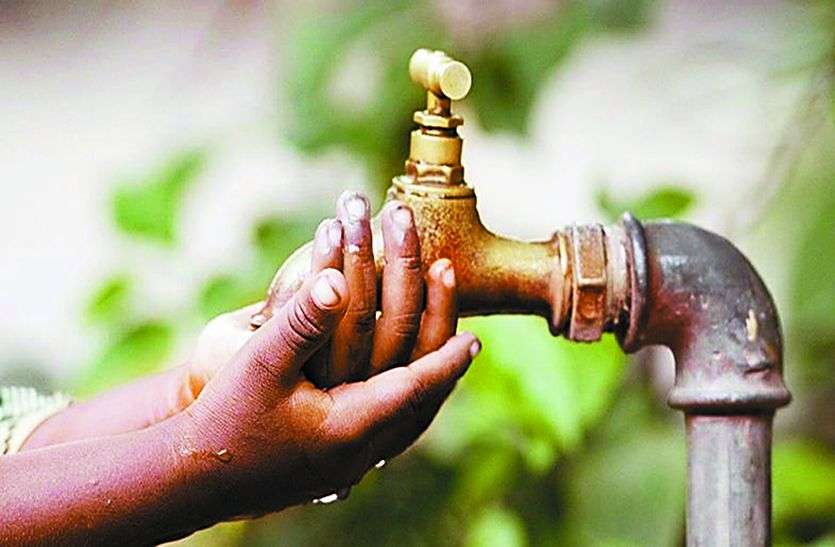 Watch : जरूरत का आधा पानी, वह भी कम दबाव से