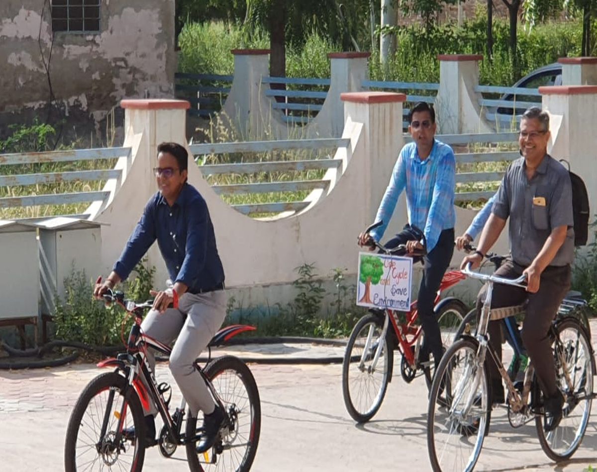 bikaner news: Officers and employees will come in cycle one day