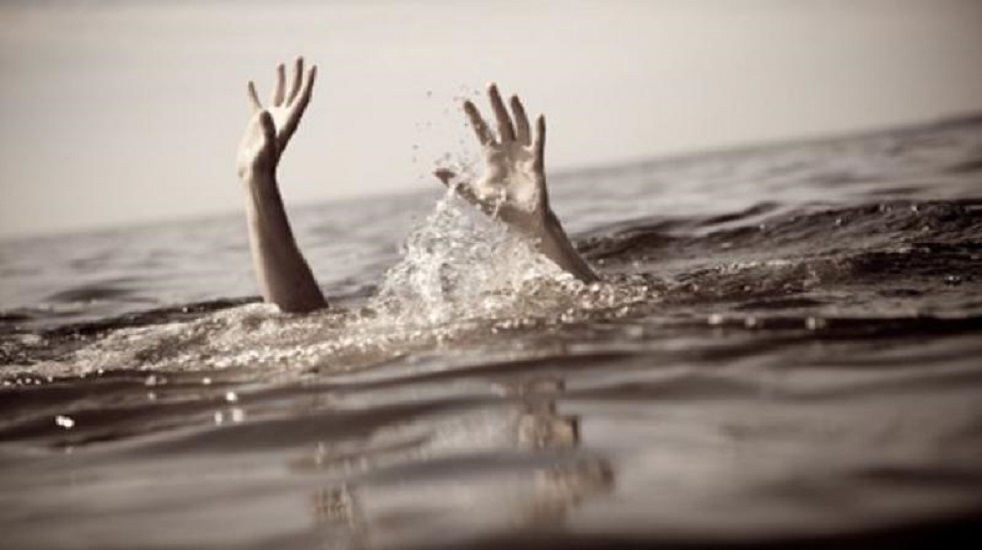 मस्त मां-पिता समुद्र में नहाते रहे, किनारे से बच्चा हुआ लापता, फिर मिली लाश