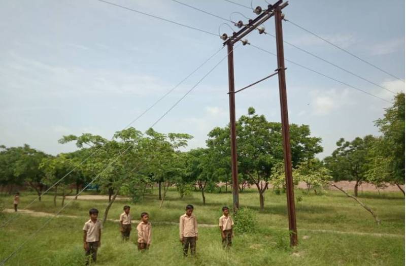 Electric line over the school building