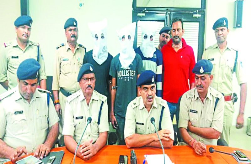 atm loot gang caught by gwalior police