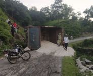road was blocked 