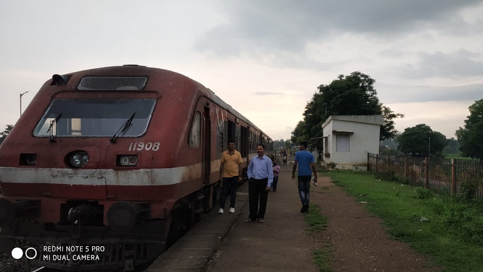 कटंगी रेलवे ट्रेक का किया जाए विद्युतीकरण