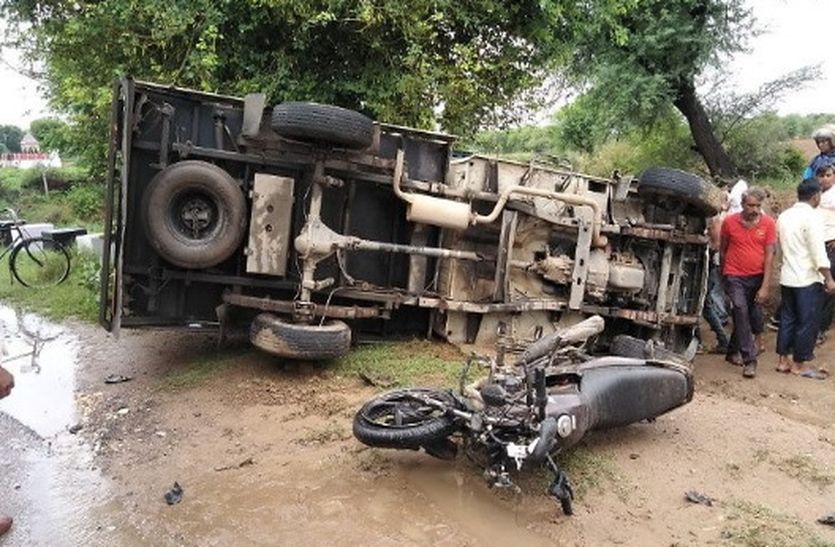 Alwar People Dies And Injured In Road Accident In Mahendragarh Haryana