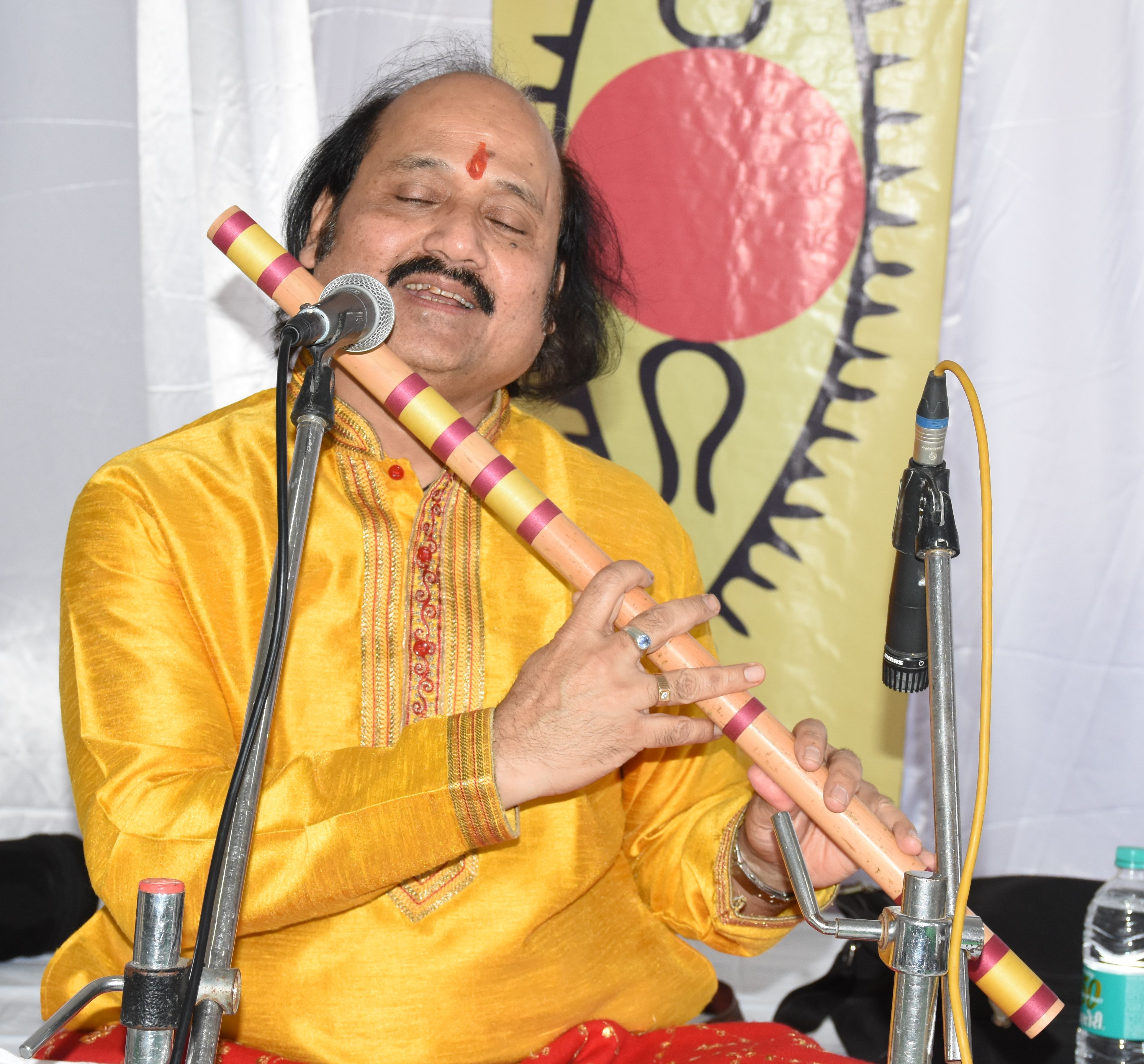 International flute player Ronu Majumdar in bikaner