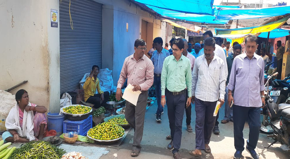 प्रधानमंत्री मोदी के इस अभियान को पूरा करने व्यापारियों खाई कसम, ऐसा करने वाला बना शहर का पहला बाजार