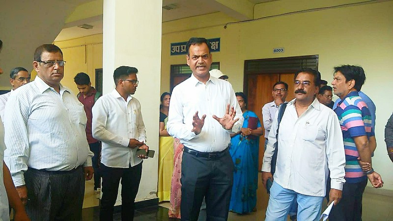 reader joining in college