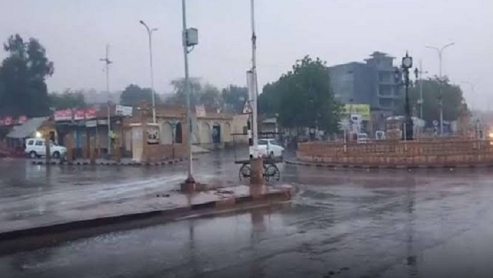 eight MM more rainfall than average in jaisalmer