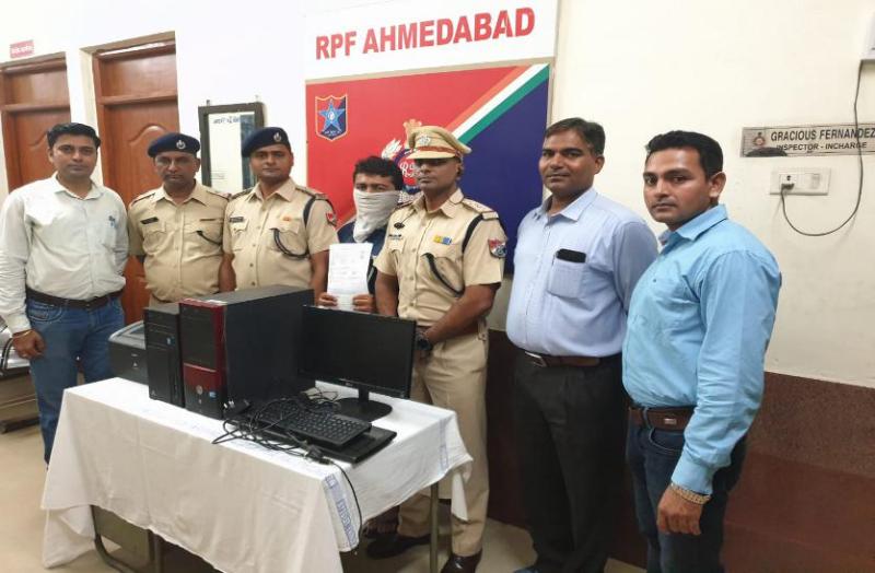 IRCTC : ई-टिकट घोटाले का मुख्य आरोपी शिकंजे में