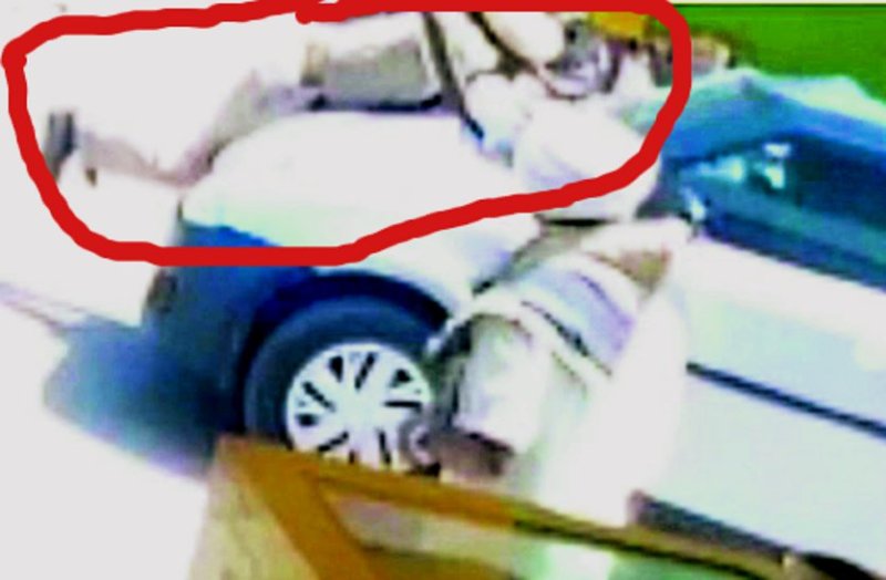 Saved his life by hanging on bonnet of car, no case register in police station