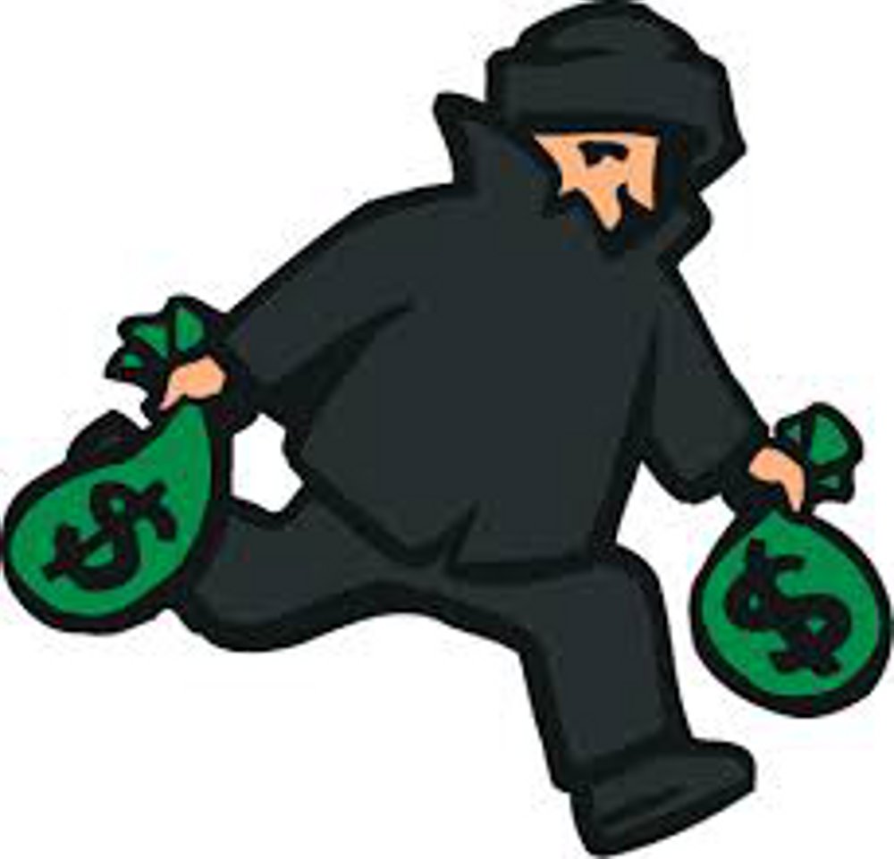 सूने घर से अज्ञात चोर ने की 4,00000 के जेवरात और नकदी चोरी