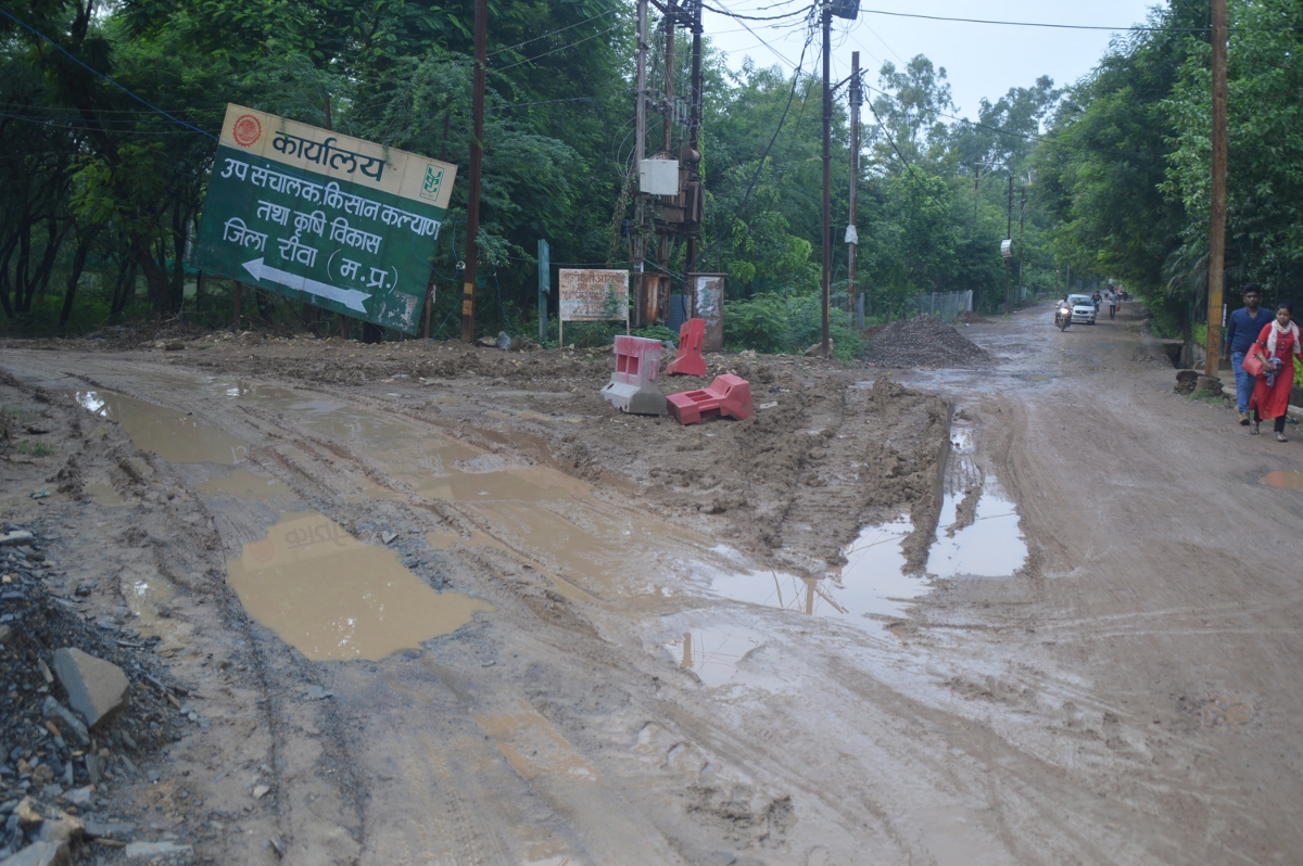 7 crores should be filled with pits in 358 km of roads in 12 days
