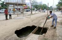 VMC news : सड़कों पर गड्ढों के लिए जिम्मेदार अधिकारी को २० हजार का ई-मेमो भेजा