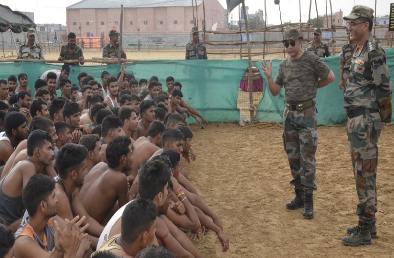 ARMY RECRUITMENT: दलालों से सावधान रहें, अपनी मेहनत पर भरोसा रखें-वीएस चौहान