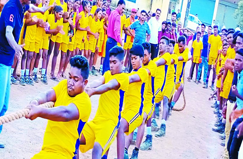 सेमीफाइनल में सरगुजा और रायपुर के खिलाडिय़ों ने 9 मिनट तक रस्सी खींचकर बनाया रिकॉर्ड