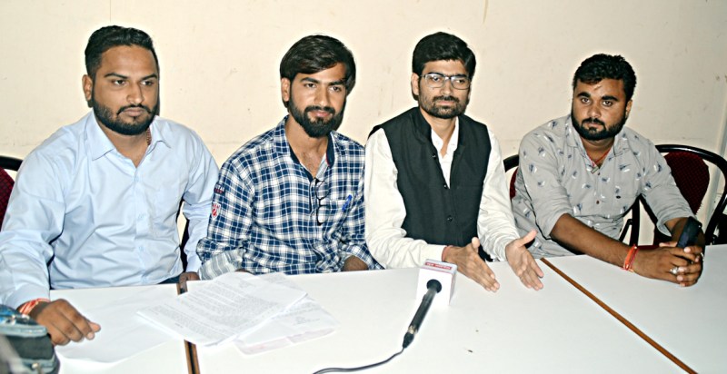 Students protest against student union elections