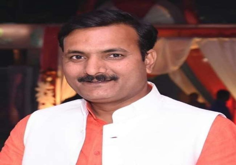 अब सरकार देगी यूनिफॉर्म, स्वेटर और जूते-मोजे के लिए पैसे, अभिभावकों के खाते में जाएगा पैसा, बेसिक शिक्षा मंत्री ने कही ये बात