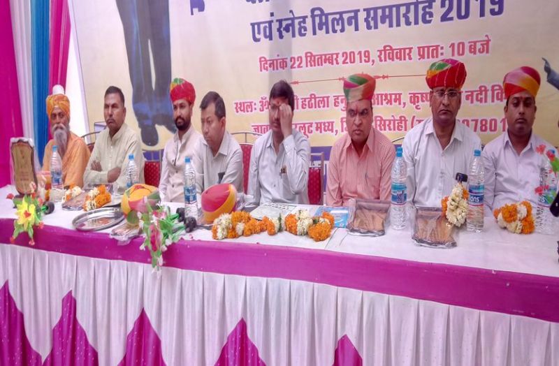 मेघवाल समाज के कुछ युवाओं ने मिलकर पहली बार आयोजित किया एक ऐसा समारोह, इसमें 135 प्रतिभाओं का हुआ सम्मान, जानिए कैसे...