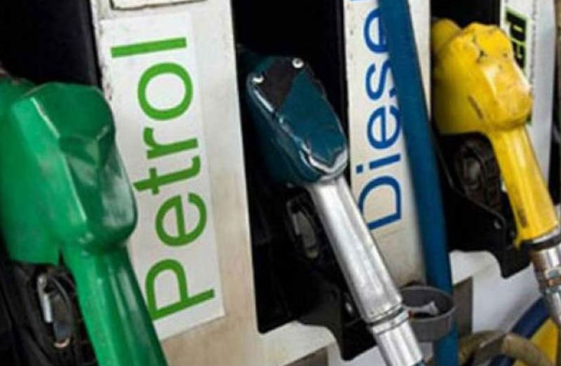इस राज्य में बिक रहा है देश का सबसे मंहगा पेट्रोल और डीजल, कीमत 80 के पार