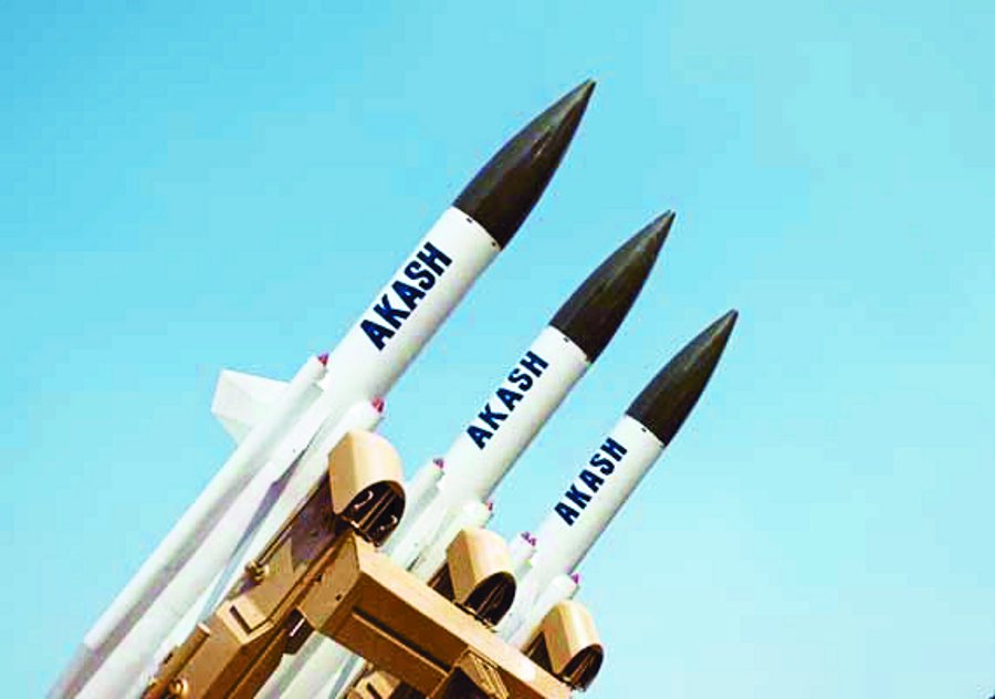 वायुसेना को और ताकतवर बनाने चार गुना ज्यादा बनकर तैयार होंगी आकाश मिसाइल