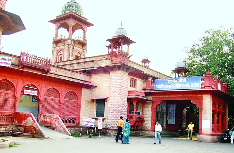 Private hospitals do not provide information about TB patients